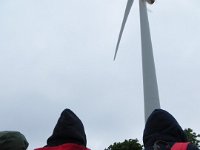 Die Masthöhe des Windrads beträgt ca. 50 Meter : Umweltprojekt 2019